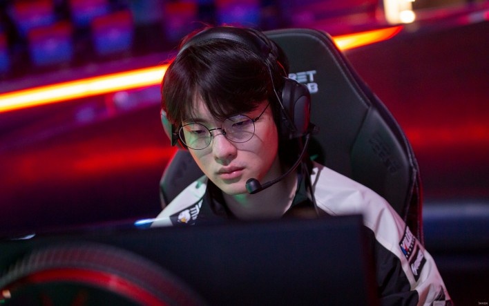 Faker, LoL - Biografia do Jogador, Conquistas, Partidas, Estatísticas —  Escorenews